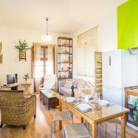 Acogedor Apartamento En Pleno Centro De Sevilla Exteriör bild