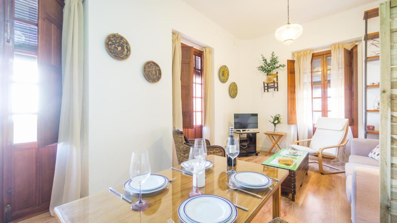 Acogedor Apartamento En Pleno Centro De Sevilla Exteriör bild